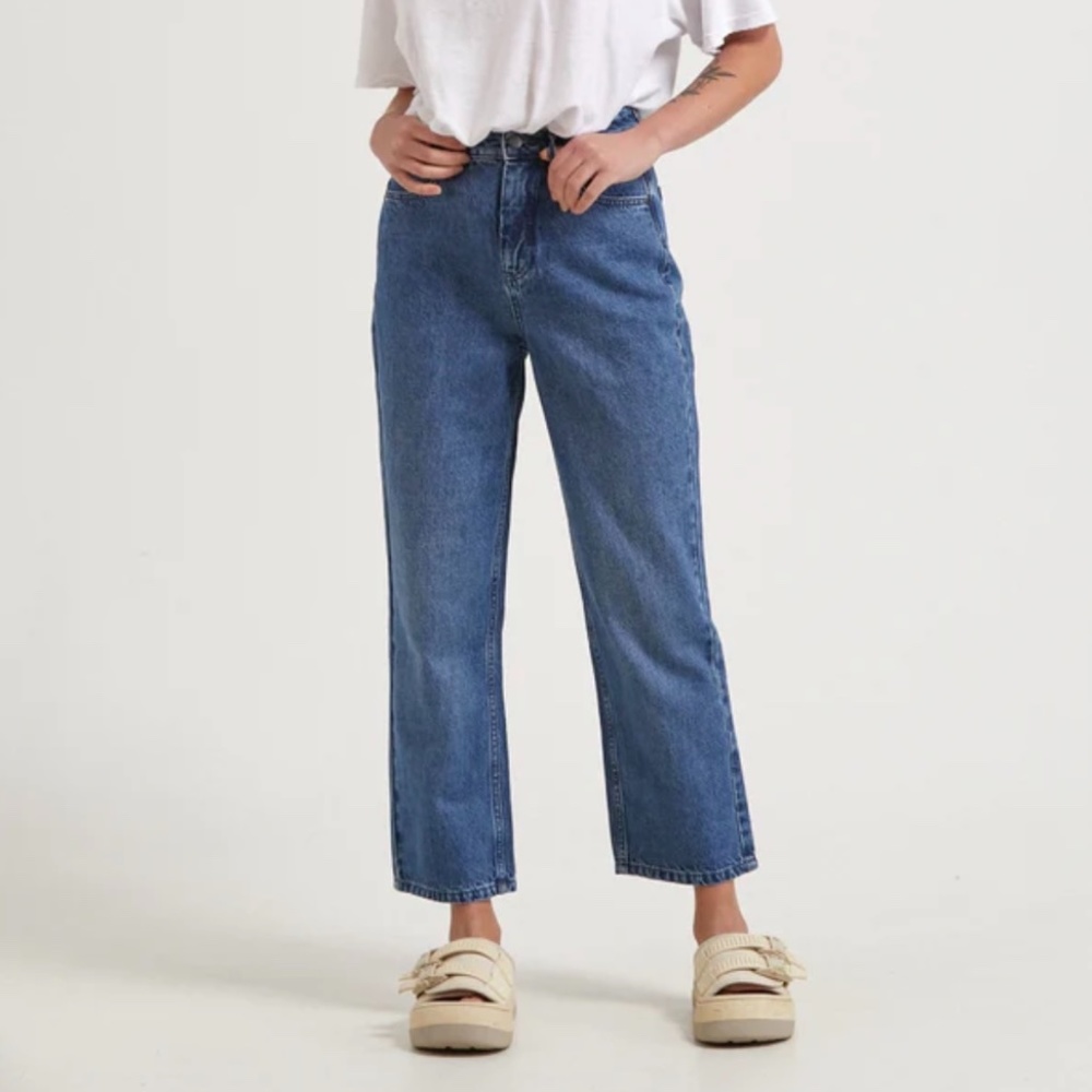 **NOT AVAILABLE** NWT Afends Shelby Jeans Size 24 Authentic Blue